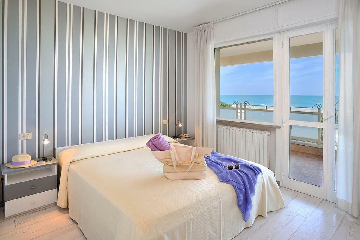 Residence Riccione Beach Apartments Ngoại thất bức ảnh