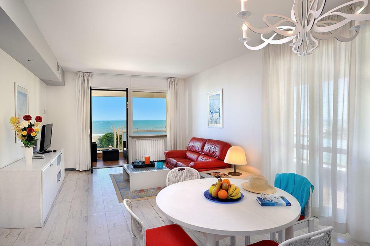 Residence Riccione Beach Apartments Ngoại thất bức ảnh